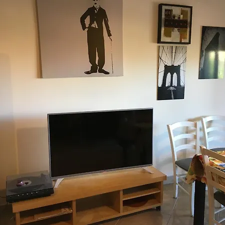 Casa Vacanze Montesilvano 公寓 *